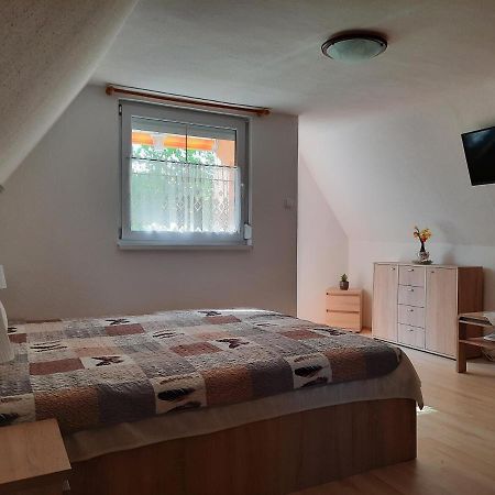 Dóra Apartmanház Zalakaros Esterno foto